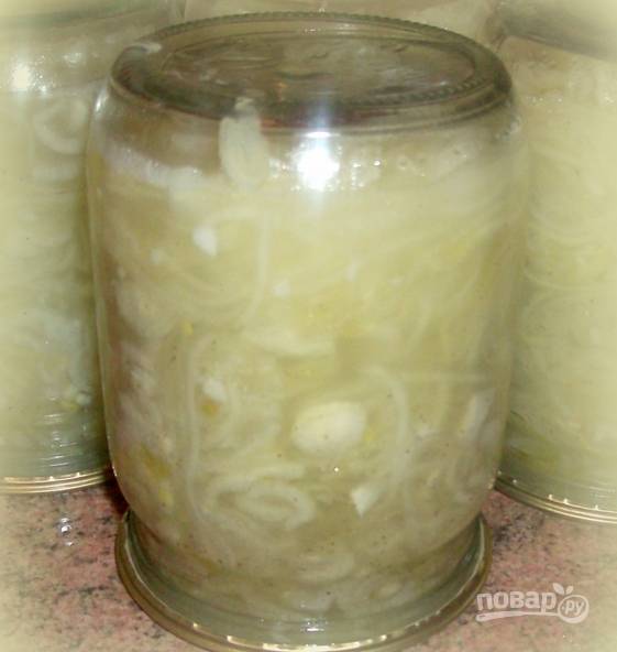 Салат зимний из огурцов