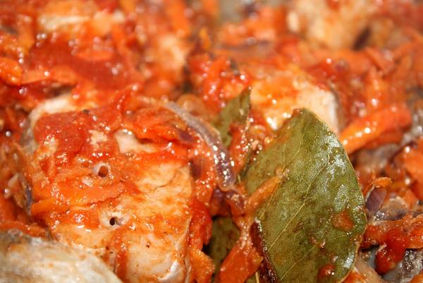 Минтай тушеный с овощами - пошаговый рецепт с фото на Минтай тушеный с овощами - пошаговый рецепт с фото на