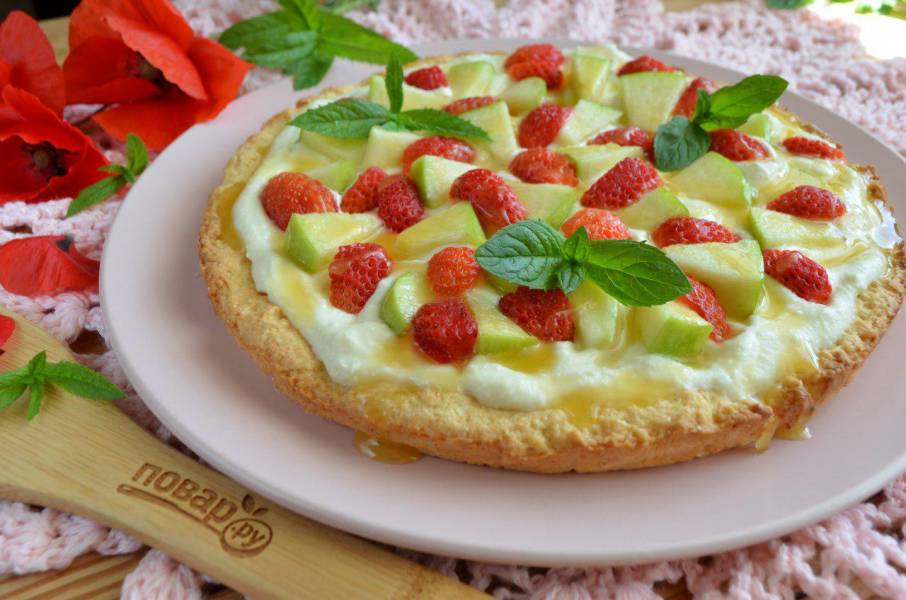 Блюда-обманки: торт с селёдкой, хот-дог с морковкой, пицца – на десерт