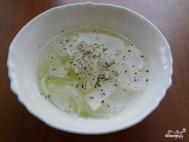 Салат с маринованным луком - пошаговый рецепт с фото на Салат с маринованным луком - пошаговый рецепт с фото на