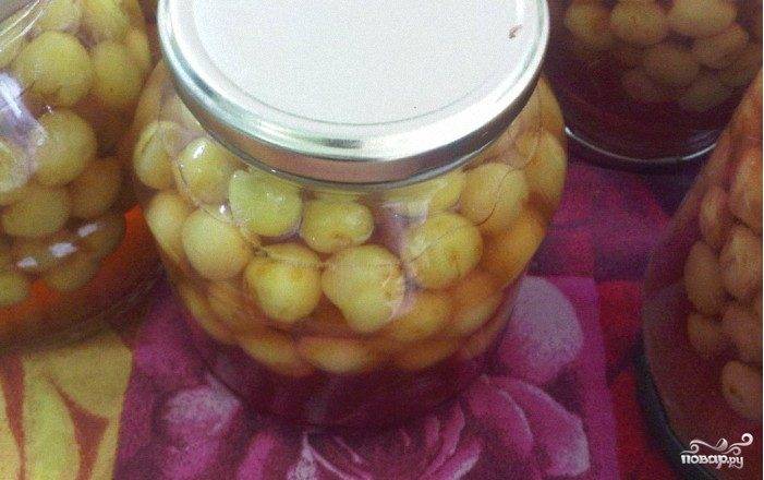 Черешня с косточкой на зиму