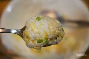 Куриный суп с рисово-сырными клецками - фото шаг 4