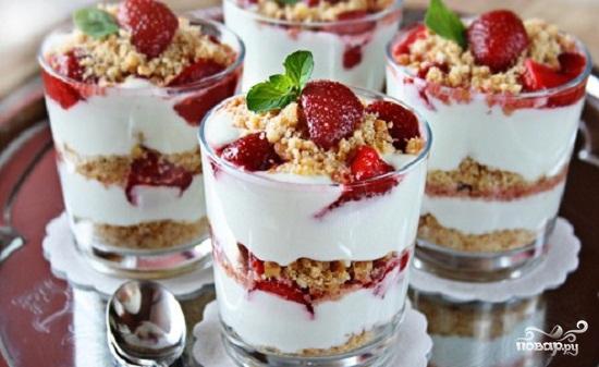 Клубника с мятой и сливками Клубника с мятой и сливками