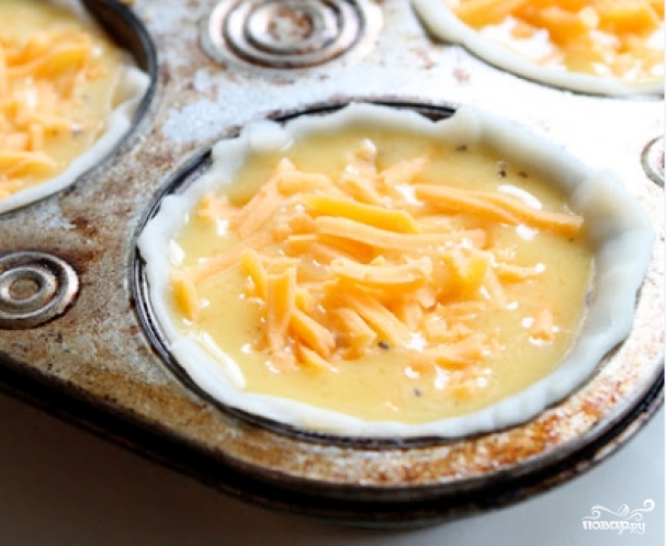 Салат с ананасами и сыром слоями рецепт