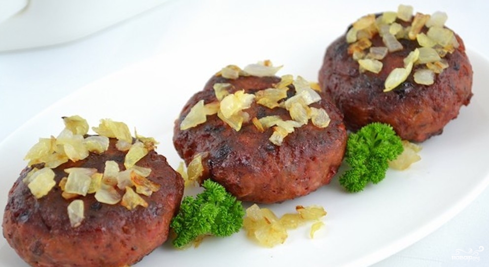 http://img.povar.ru/uploads/25/25/42/bc/svekolnie_kotleti_s_myasom-269111.jpg