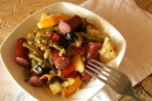 Овощное рагу с охотничьими колбасками
