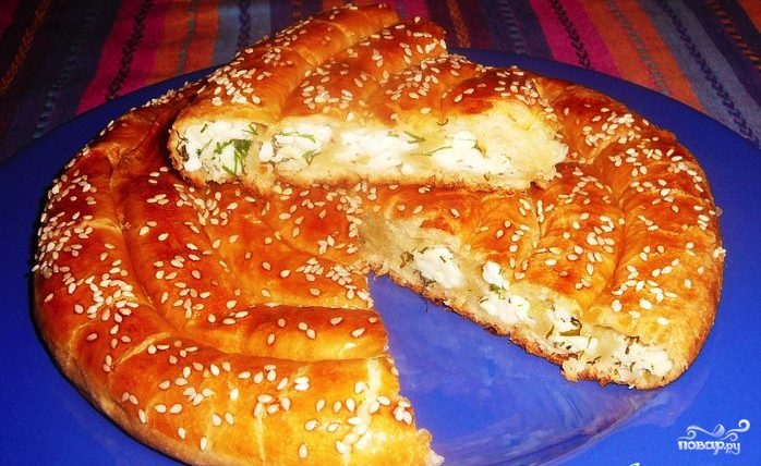 Пирог с сыром из слоёного теста: рецепт с фото новые фото Пирог с сыром из слоёного теста: рецепт с фото новые фото