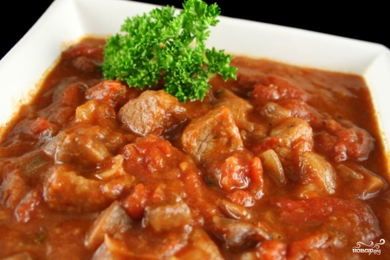http://img.povar.ru/uploads/5c/b2/e1/99/gulyash_s_podlivoi-257878.jpg