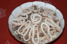 Салат из кальмаров и шампиньонов