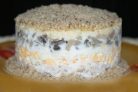 Салат слоеный с курицей и грибами