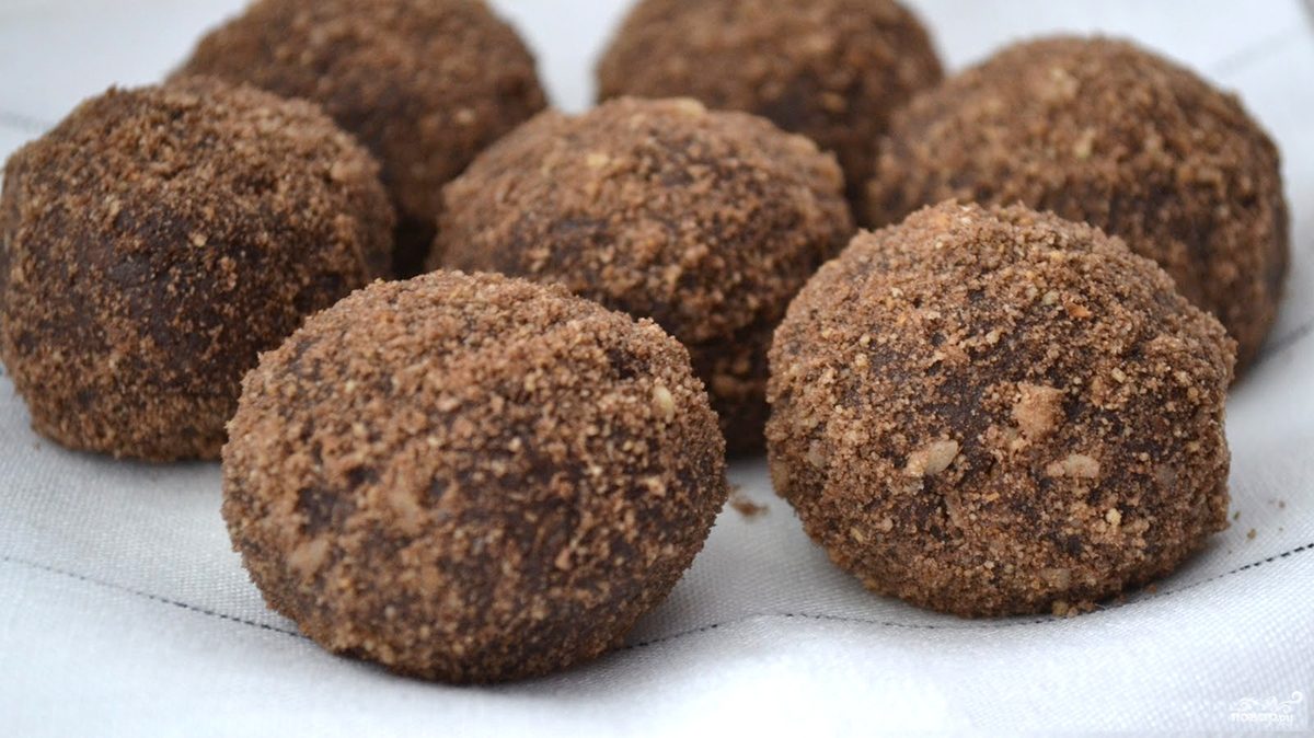 Пирожное картошка из печенья с орехами Пирожное картошка из печенья с орехами