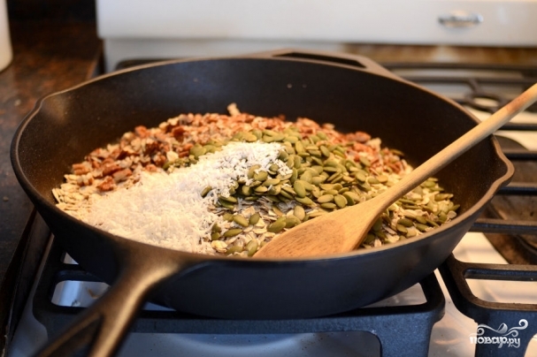 Пряные орехи и тыквенные семечки - кулинарный пошаговый рецепт с фото на KitchenMag.ru новые фото Пряные орехи и тыквенные семечки - кулинарный пошаговый рецепт с фото на KitchenMag.ru новые фото