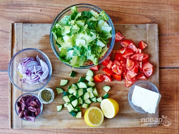 Легкий летний салат с фетой