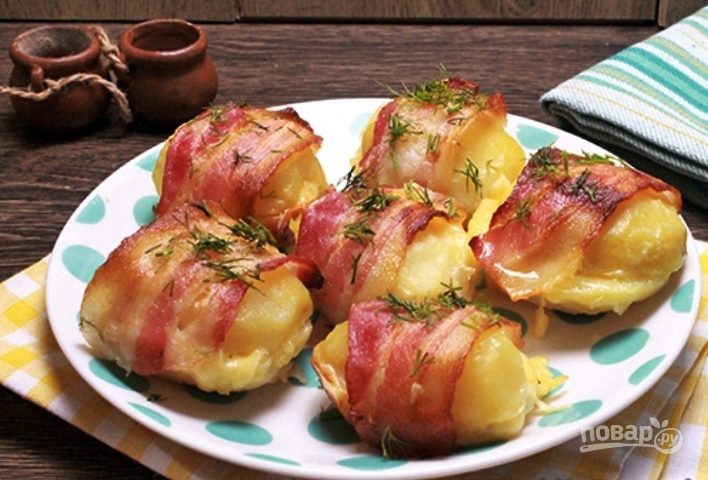 Смотреть Запеченный картофель в духовке - пошаговый рецепт с фото на Повар.ру видео Смотреть Запеченный картофель в духовке - пошаговый рецепт с фото на Повар.ру видео