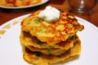 Закусочные оладьи с зеленым луком