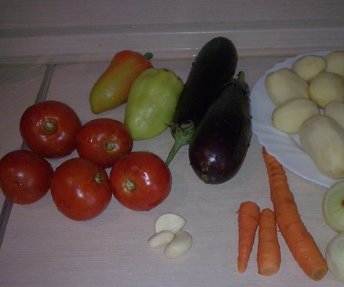Рецепт Баранина с баклажанами и помидорами