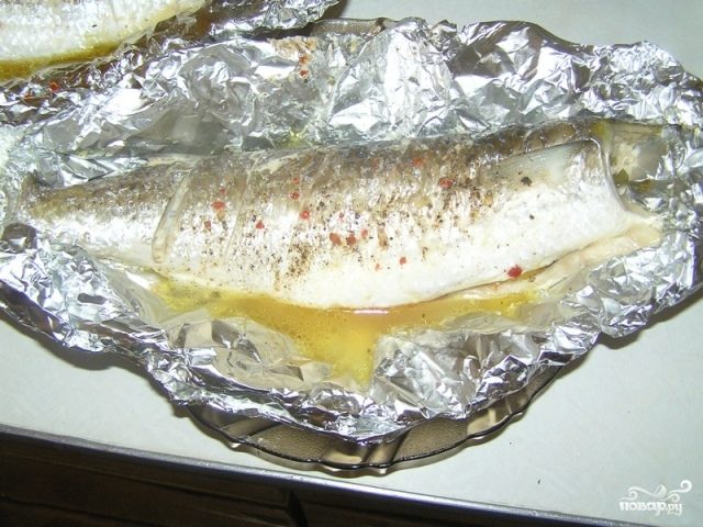 Скумбрия запеченная с овощами в рукаве в духовке рецепт с фото с