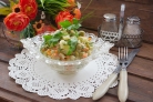 Картофельный салат с кальмарами и огурцами