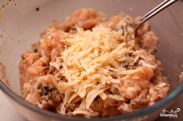 Куриные котлеты с сыром