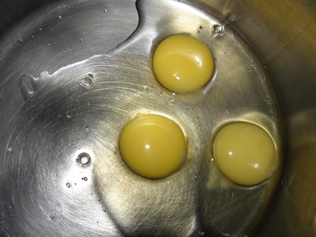Рецепт Блинчики на сыворотке с яйцами