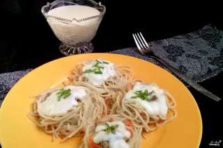 Макароны с фаршем под соусом бешамель