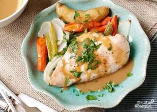 Курица с овощами под соусом