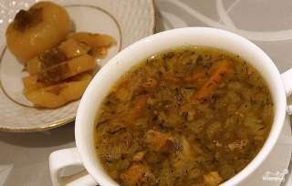 Борщ с тушенкой и гречкой