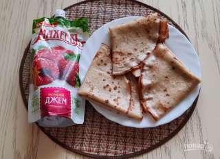 Бабушкины блины с джемом "Махеев" из России