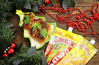 Куриные рулетики, запеченные в томатной заливке