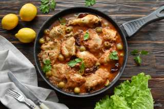 Курица по-средиземноморски с оливками