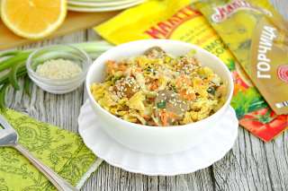 Салат "Переполох" с пекинской капустой