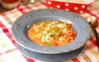 Перловый суп с солеными огурцами