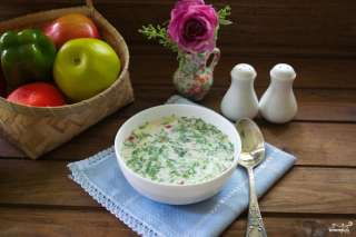 Окрошка с копченой грудкой