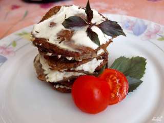 Оладьи из говяжьей печени с капустой и манкой