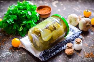 Салат из огурцов с горчицей и маслом на зиму
