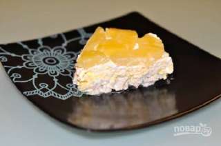 Салат нежный с ананасом и курицей