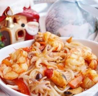 Лапша с морепродуктами по-китайски