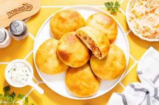 Пирожки с квашеной капустой