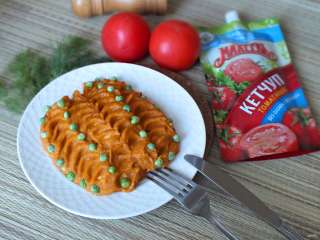 Пюре из цветной капусты с кетчупом