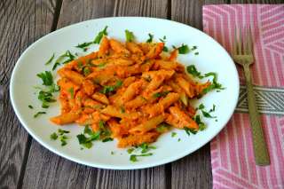 Паста "Старая харчевня" с томатным соусом