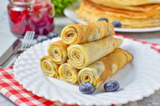 Блины на кефире с кипятком