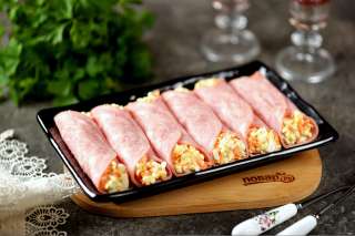 Рулетики из ветчины с сыром и корейской морковью