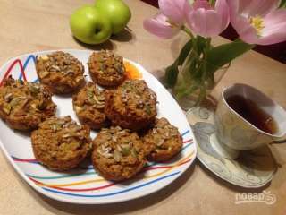 Маффины из цельнозерновой муки с яблоком и морковью