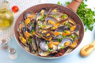 Ракушки мидии в сливочном соусе