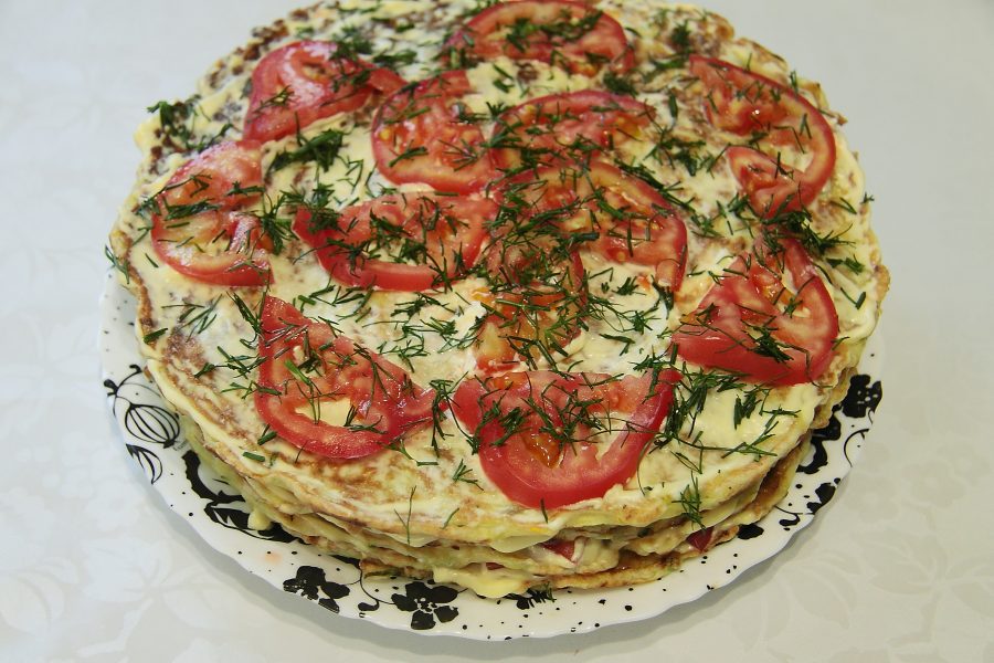 Торт кабачковый с помидорами и чесноком майонезом фото
