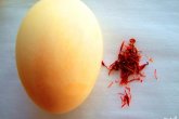 Крашеные яйца шафраном (оранжевые)