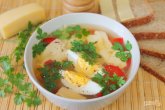 Овощной суп с яйцом и сыром