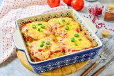 Мясо по-французски с картофелем и помидорами
