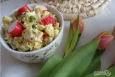 Салат из крабовых палочек и яиц