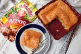 Заливной пирог с мясом, картошкой и кетчупом «Махеевъ» Россия